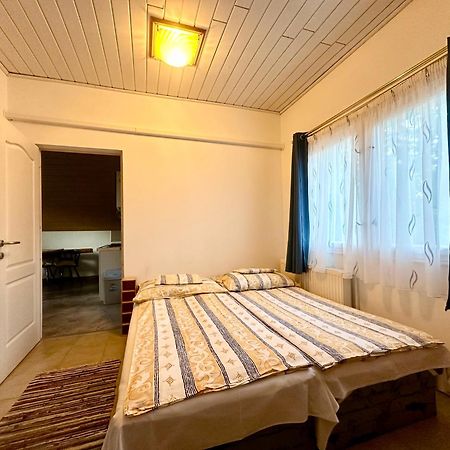 Rita Apartman Balatonszeplak ชิโอฟก ภายนอก รูปภาพ